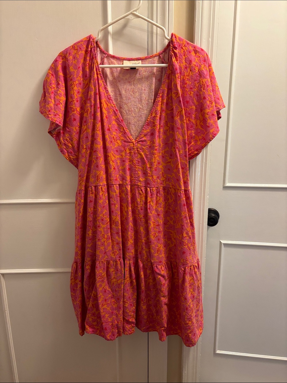Universal Thread Pink & Orange Floral V-Neck Tiered Dress